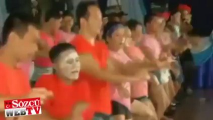 Cezaevinde Gangnam Style