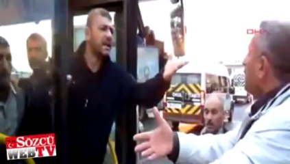 Çöp kamyonu üst geçide takılınca ortalık karıştı