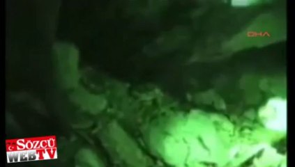 Rektörlüğe polis montuyla saldırdıkları anlar