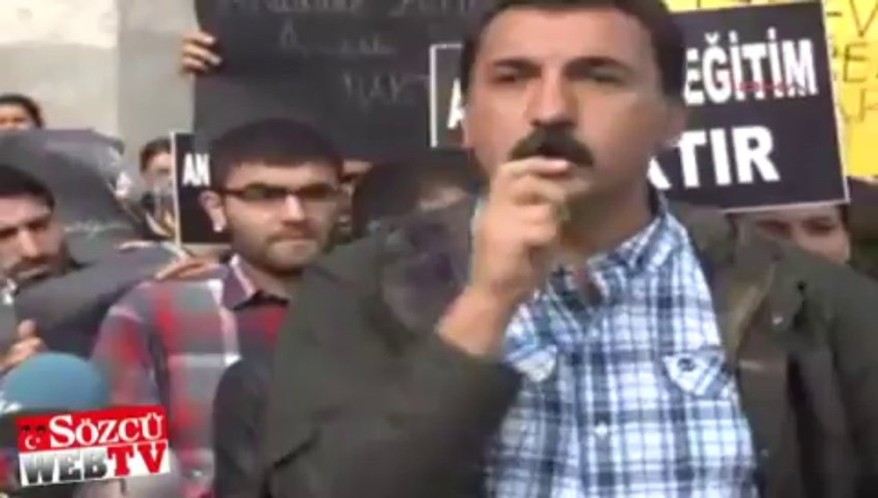 İÜ’de siyah tabutlu eylem