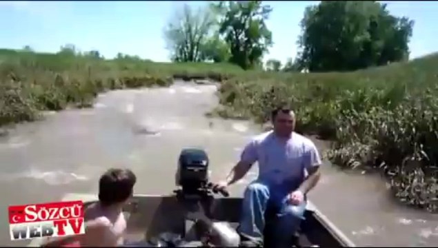 Nehirde ilerlerken başlarına öyle bir şey geldi ki…