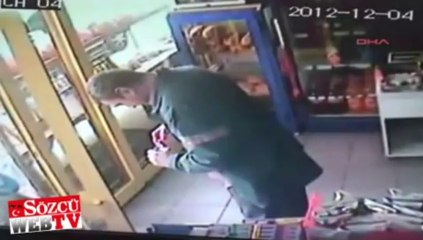 Gaz doldurduğu çakmak elinde patladı