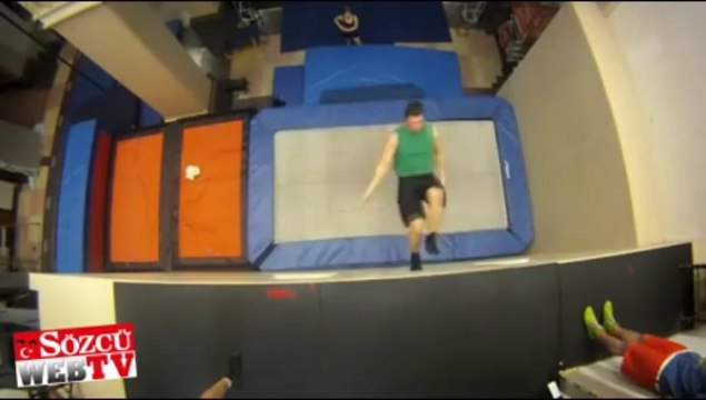 İnanılmaz trambolin gösterisi büyüledi