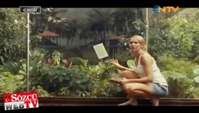 Ödülü almaya giderken yere kapaklandı