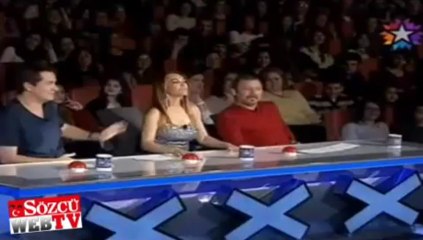 Acun’a kızan Hülya jüri masasını terketti