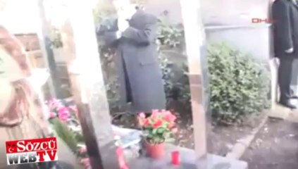 Bağış’tan Yılmaz Güney’in ruhuna fatiha