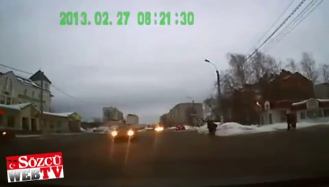 Kestirmeden uçan araba