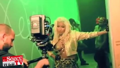 Ama böyle de sergilenmez ki!