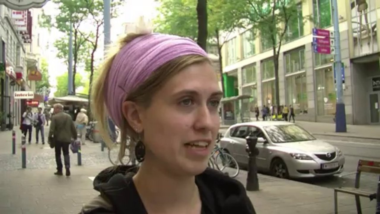 Austrian voters head to polls to elect parliament