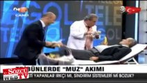 Erman Toroğlu’ndan muz tedavisi