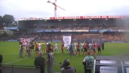 A  ENTREE DES JOUEURS