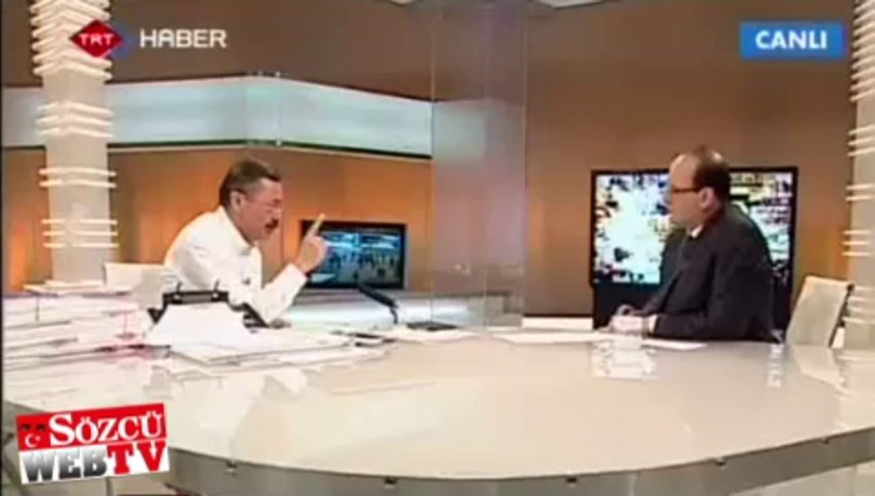 Canlı yayında ağladı!