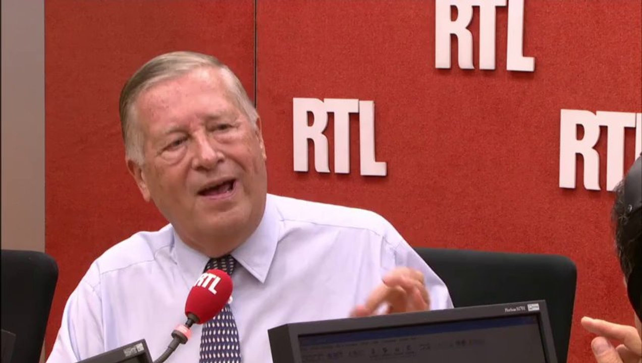 Polémique Valls - Duflot : "Une difficulté pour Hollande, une chance pour le FN et une occasion bénie pour l'UMP"