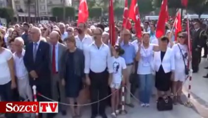 Törende bakın hangi sloganı attılar