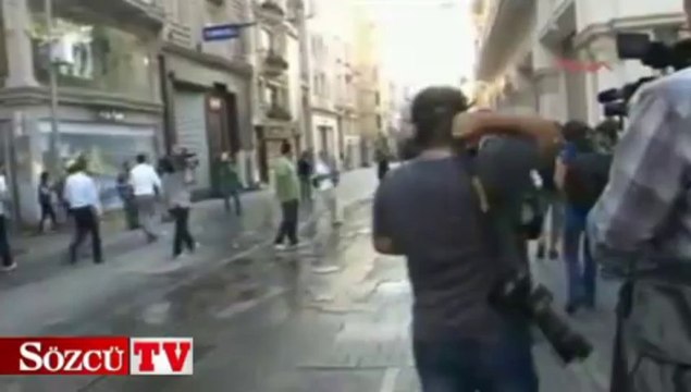 İstiklal’de polis müdahalesi