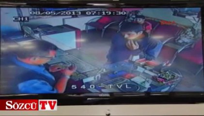 Hırsız hastalanınca kuyumcuya yakalandı