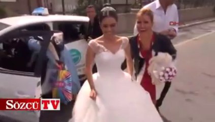 Gelinlikle ehliyet sınavına girdi