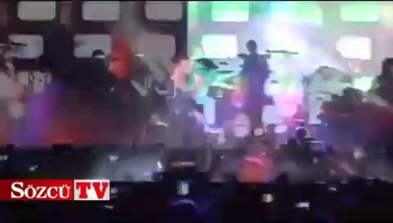 Tarkan “doğa” için sahne aldı