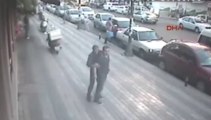 Üsküdar’da cadde ortasında silahlı dehşet