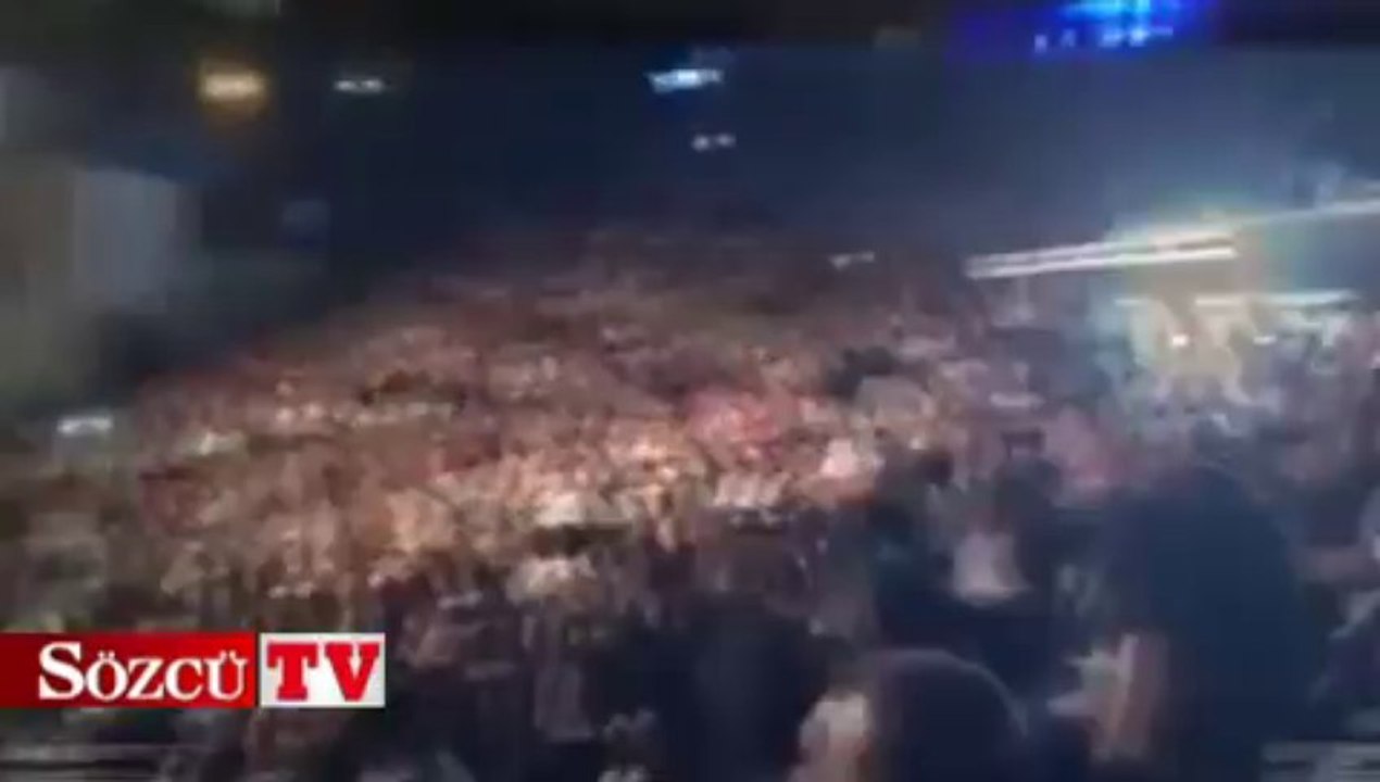 Kardeş Türküler konserinde Gezi sloganları