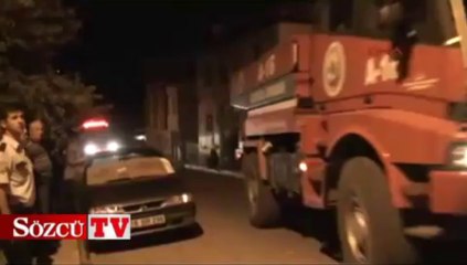 Tarihi bina kül oldu