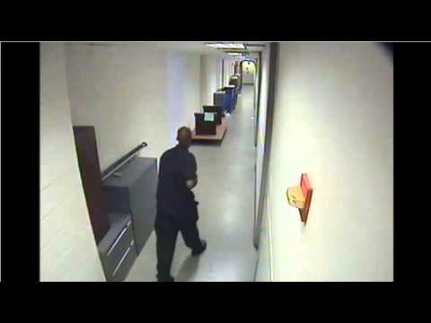 Navy Yard shooting video footage released by FBI