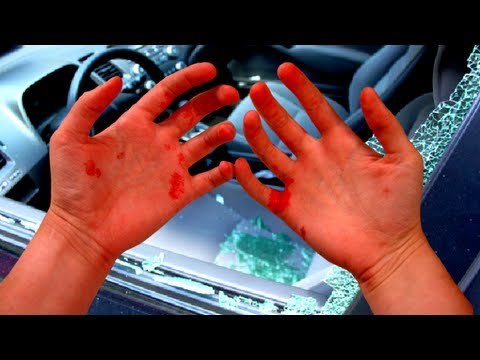 Orlando police officer shatters student's window with bare hands during traffic stop