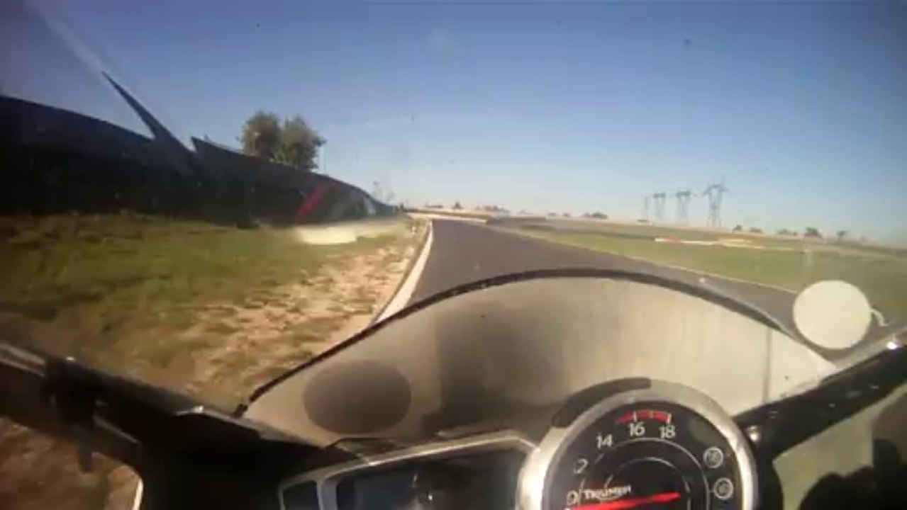 carole avec nico devant en panigal