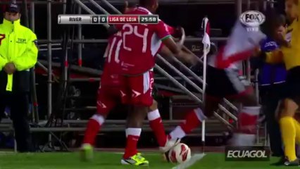 Lo barren al juez de linea,  RIV vs LOJ