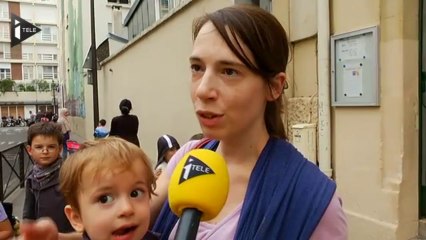 Скачать видео: Rythmes scolaires : la grogne des parents