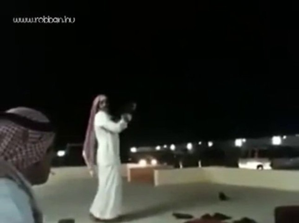 Tirs de mitraillette romantique - en forme de coeur!