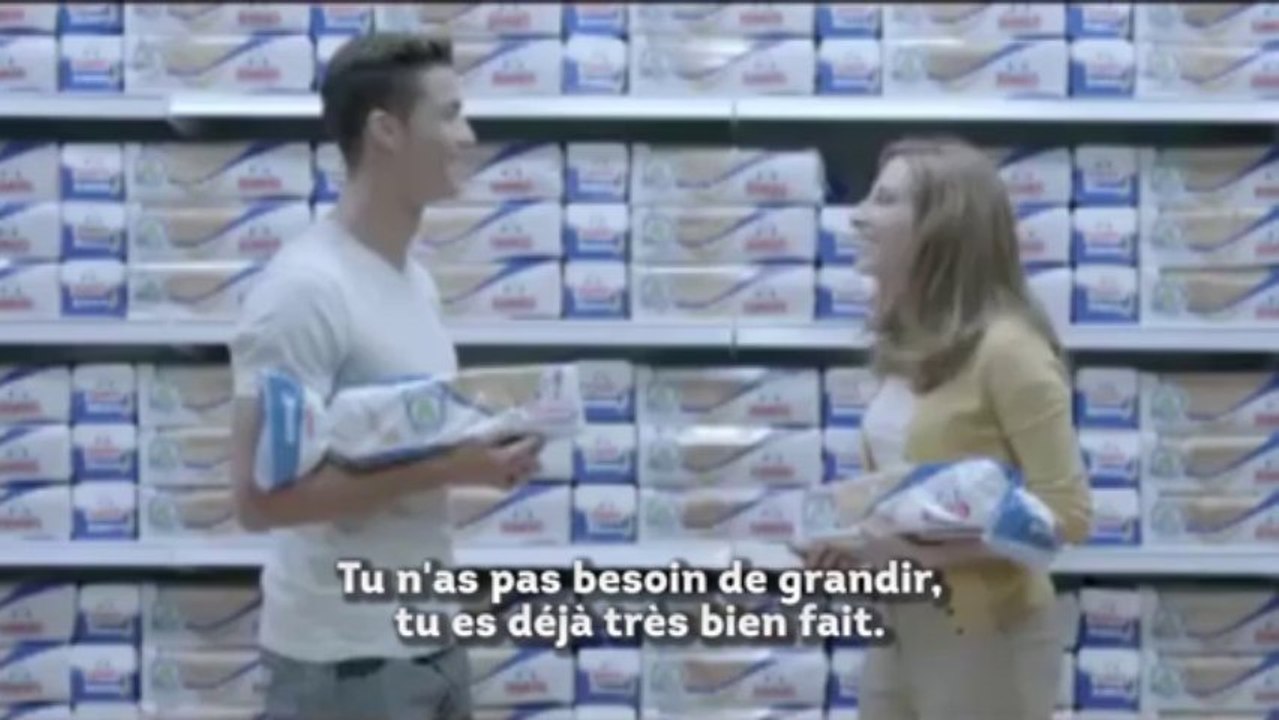 Cristiano Ronaldo remplace Messi dans une pub pour du pain de mie !