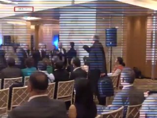 Esad'a tehdit mektubu gönderen Orhan Pamuk protesto edildi