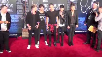 One Direction Sign Multi-Million Pound Record Deal