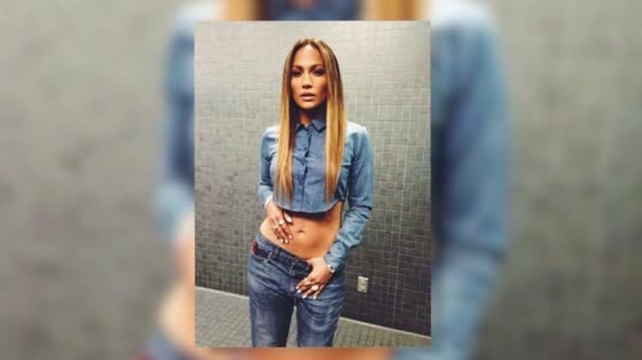 Jennifer Lopez Shows Off Her Toned Midriff in Cropped Denim Outfit