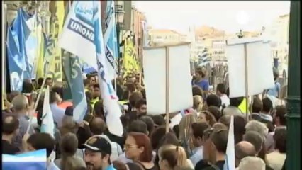 Emerge la tensión en Venecia al paso de los cruceros