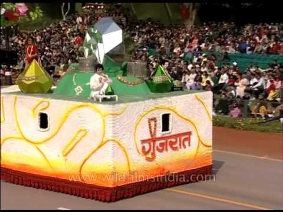 Gujarat dance group performing at Republic Day