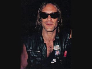 That's All © Charles Locke (Govatsos)