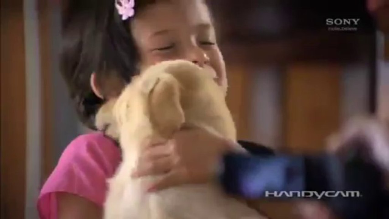 Sony HDR-TD10 High Definition 3D Handycam Camcorder with 10x Optical Zoom Attract (Handy + Bloggie)