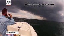 Enormes tornades et trombes d'eau au large des cotes de la Floride!