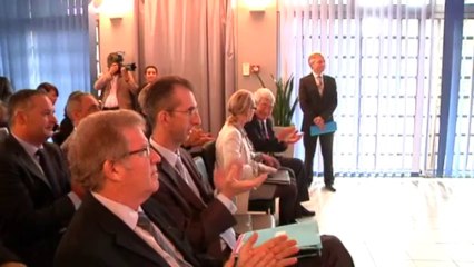 Commerce extérieur : N. Bricq met en avant Horiba Médical entreprise tournée vers l'international