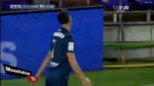 Mounir el Hamdaoui Moves