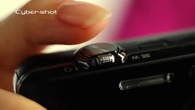 Sony ... Exmor CMOS Sensor Digital Camera with 3.6x Zoom High Speed AF