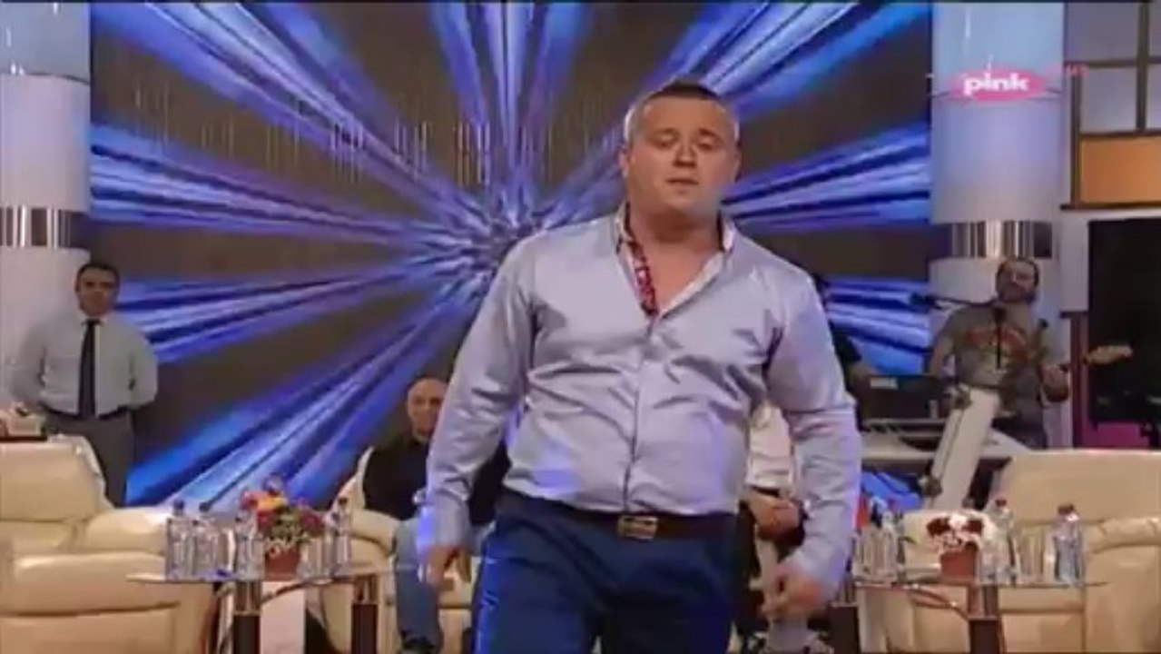 Nemanja Nikolic - Jos uvek ludo volim je - (Vikend Vizija) - (Tv Pink - 28.09.2013) HD
