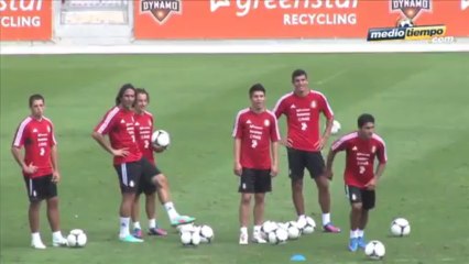 Vuelve Ochoa al Tri; Vela, no