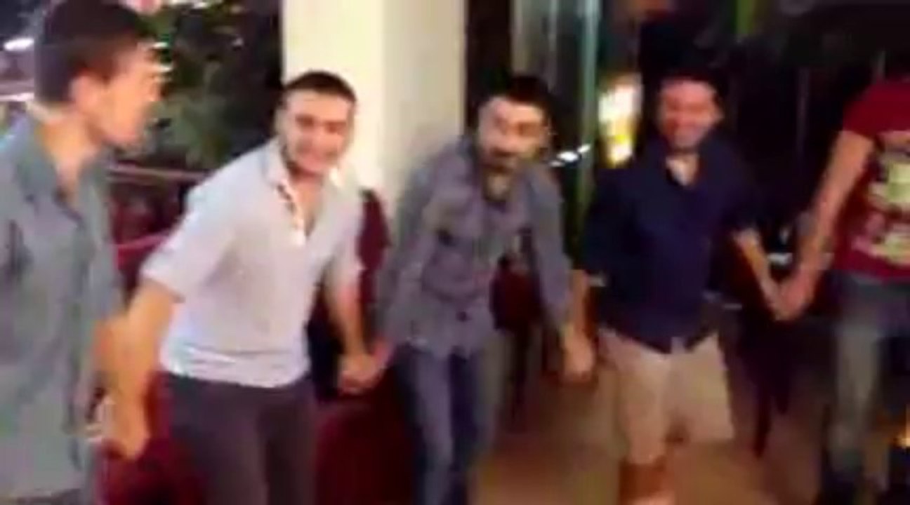 Horon un kaptuğu anlar Aşiyan yemek evi Ankara