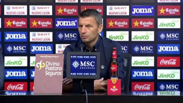 Djukic: ''Ni los médicos ni Alves me dijeron que el guardameta no estaba para jugar''