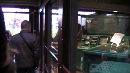 En las entranas de la Torre Eiffel