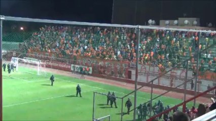 Νέα Σαλαμίνα-ΑΠΟΕΛ-επεισόδια (6)