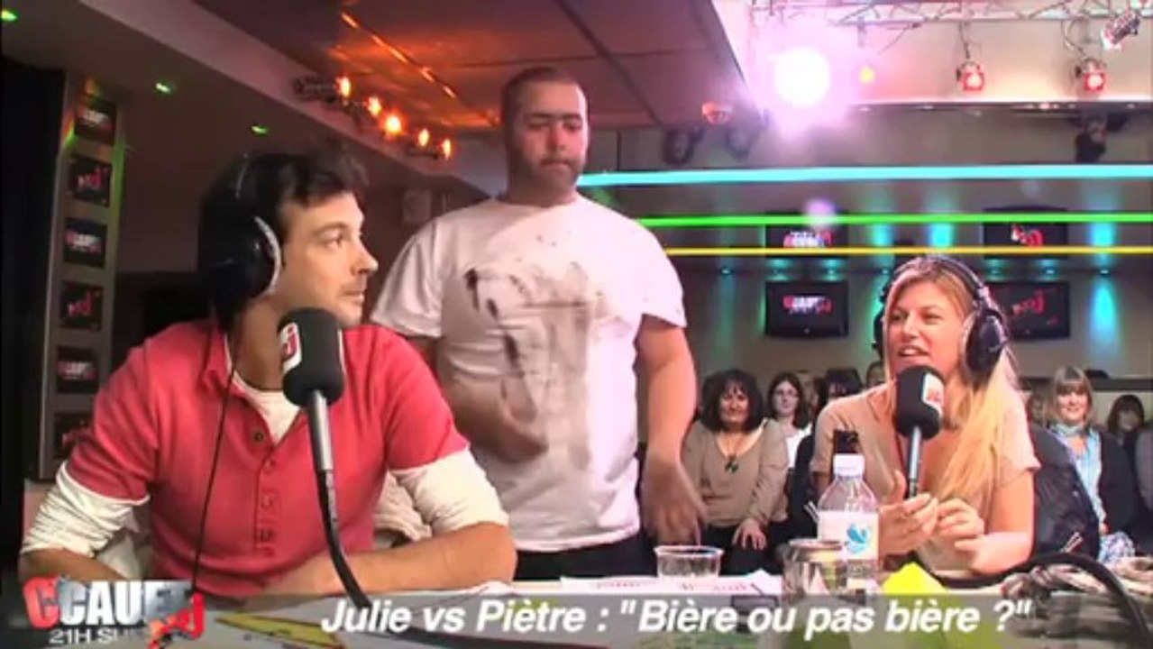 Julie vs Piètre - "Bière ou pas bière ?" - C'Cauet sur NRJ